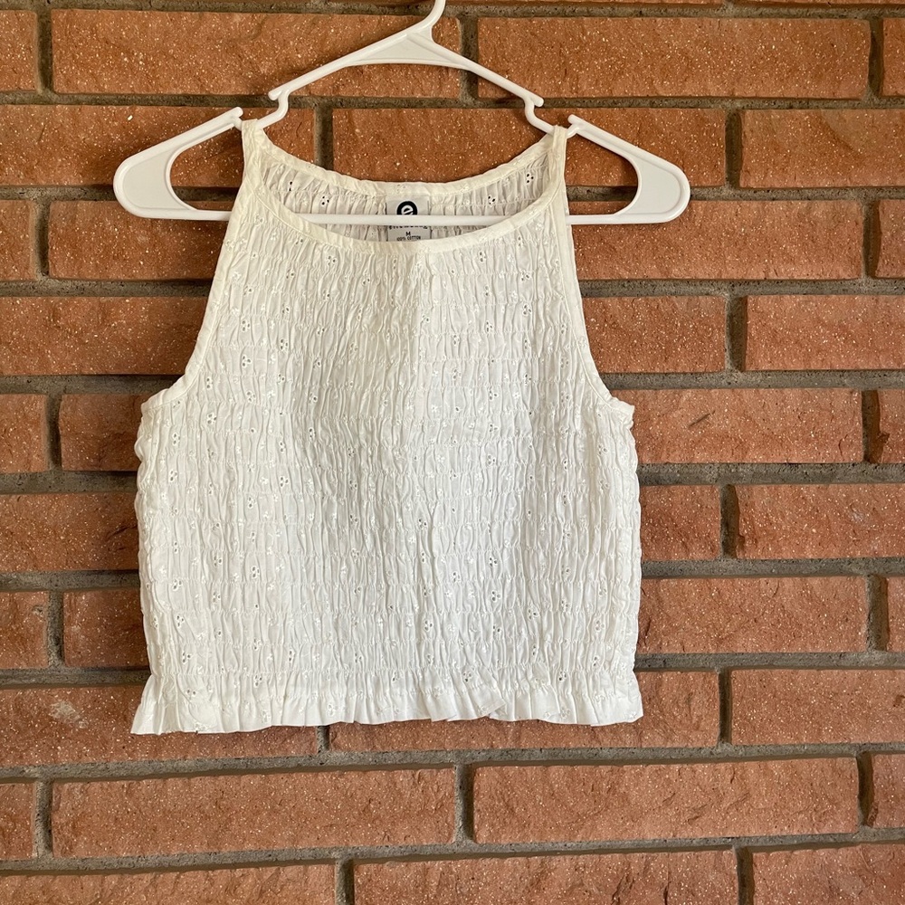 ellemenno Textured White Tank Top